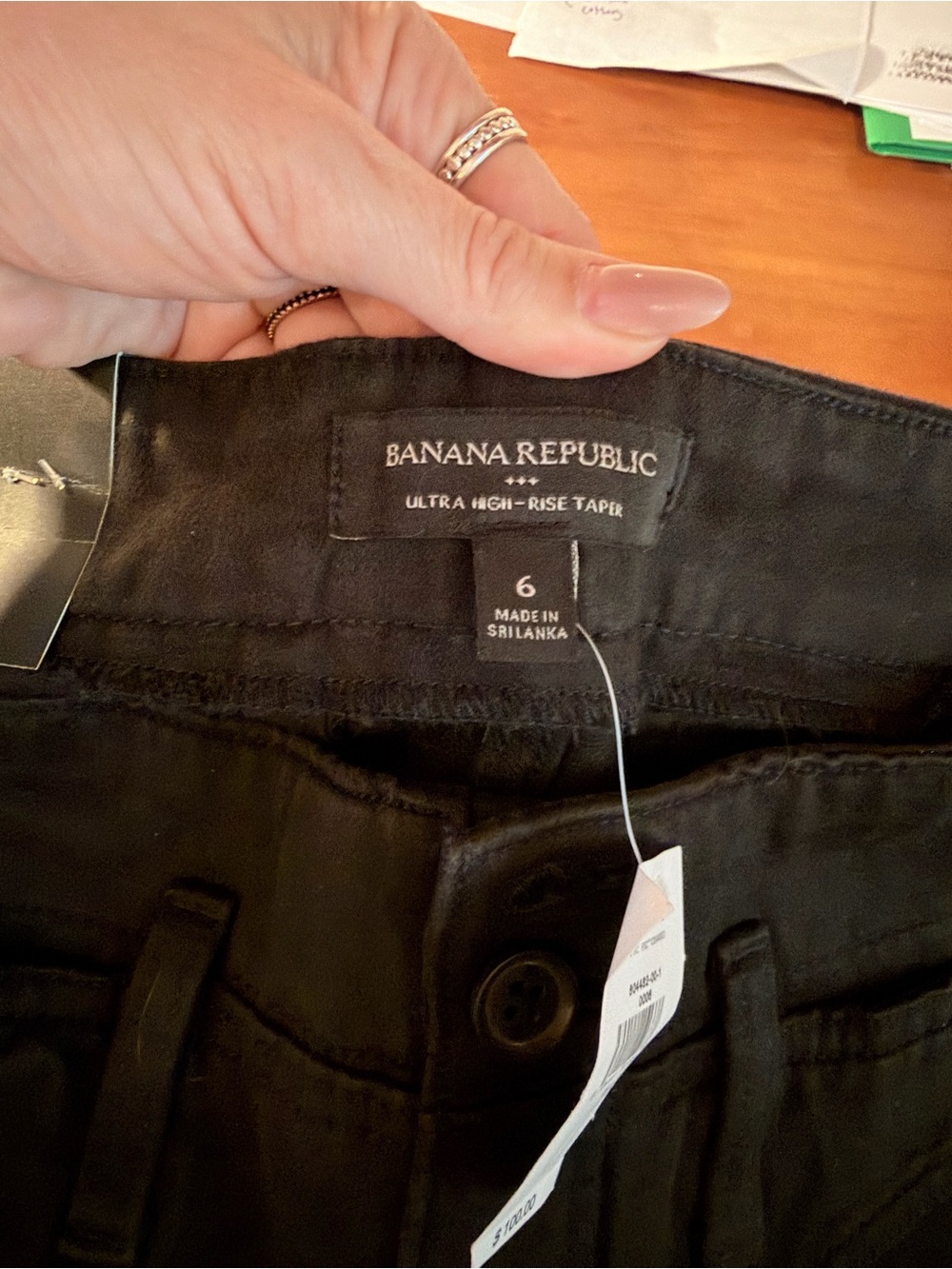 Banana Republic Black Ultra High-Rise Tapered Pants size 6 - Picture 5 of 7